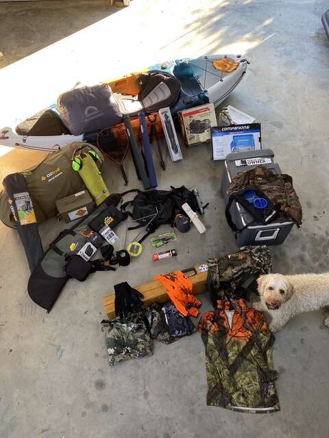 A GUIDE TO GETTING’ INTO HUNTIN’